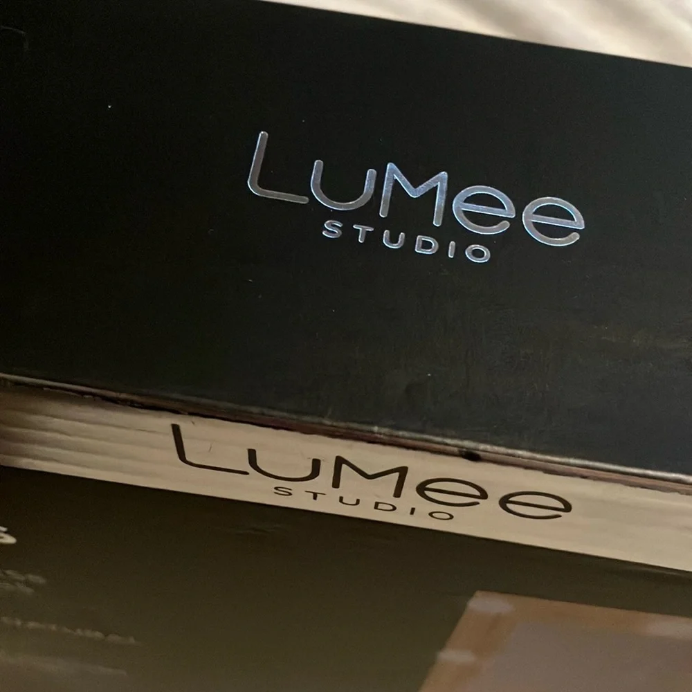 LuMee Studio Vanity LED Lights from Casemate
